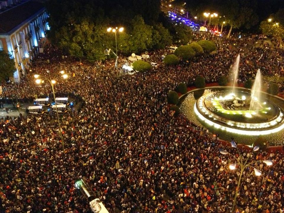Estado Español: Inmensa manifestación en Madrid contra los planes de austeridad de Rajoy.