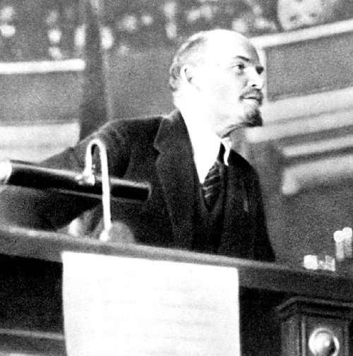 Discurso de Lenin en el II Congreso de la III Internacional, realizado en el Palacio Taurichesky de Petrogrado. Rusia,1920.