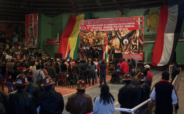  Bolivia: Gran Congreso convocado por la COB funda el Partido de los Trabajadores