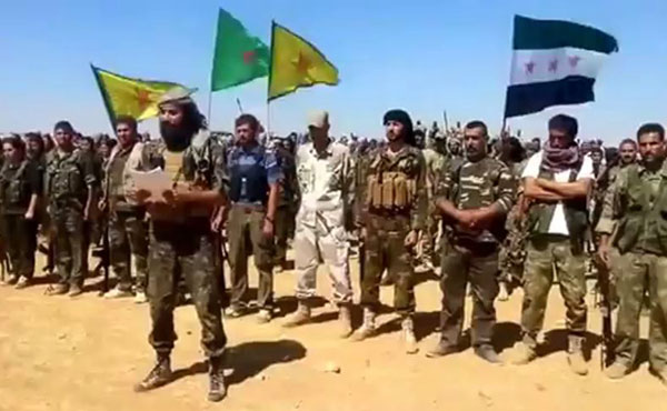  La comandancia de las Unidades de Protección kurda Popular (YPG) anunciaron en un comunicado (19/10) el acuerdo con unidades del Ejército Sirio Libre para combatir juntos en Kobane y en otros puntos de Siria.