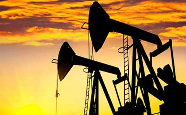 El precio del petróleo se derrumbó desde 107 dólares el barril en junio a menos de 50 a fin de año. Aunque muchos voceros del imperialismo afirman que “tendrá un efecto de reactivación”, en realidad preanuncia nuevos episodios agudos de la crisis económica mundial.