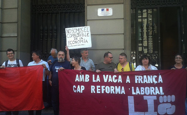 Lucha Internacionalista del Estado Español realizó una actividad en Barcelona.