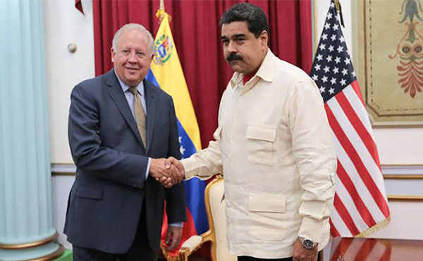 Thomas Shannon y Nicolás Maduro: Ese diálogo no traerá nada bueno para el pueblo trabajador