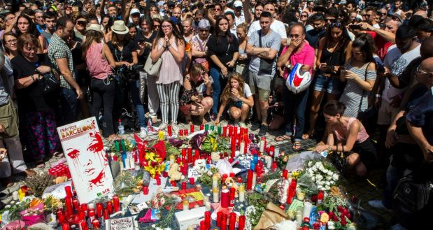 Homenaje a las víctimas del atentado de Barcelona
