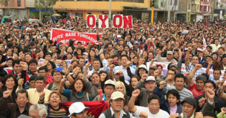 Huelga de maestros peruanos