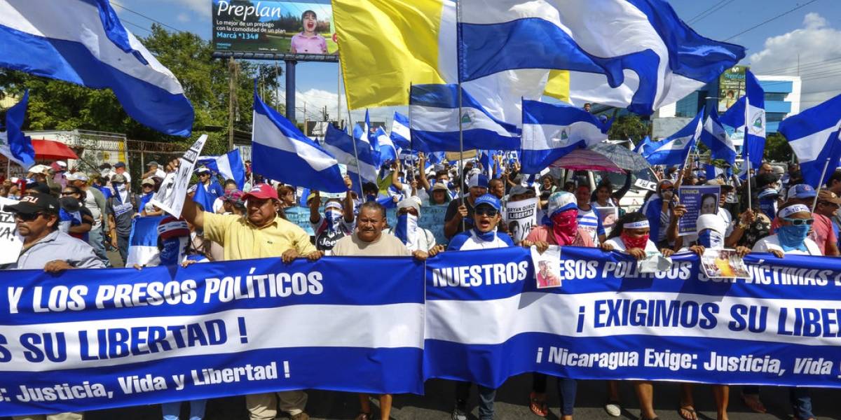 nICARAGUA EXIGIENDO LA LIBERTAD DE LOS PRESOS POLÍTICOS