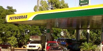 Comprarle a Petrobrás no es “comprarle al país"