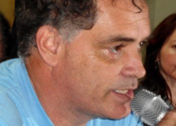 Wellington Cabral - Secretario General Sindicato Químicos San José dos Campos y Región San Pablo, Brasil saluda al IV Congreso mundial de la UIT-CI