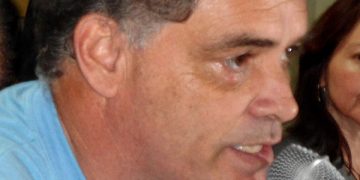 Wellington Cabral - Secretario General Sindicato Químicos San José dos Campos y Región San Pablo, Brasil saluda al IV Congreso mundial de la UIT-CI