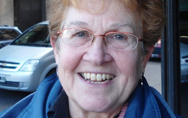 Mercedes Petit de Izquierda Socialista de Argentina saluda al IV Congreso mundial de la UIT-CI