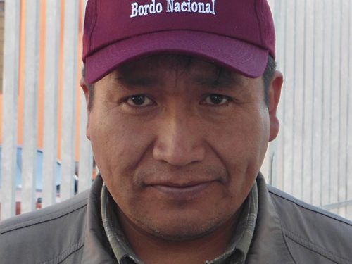 Eliseo Mamani - Secretario Ejecutivo de la Federación de Maestros Rurales, La Paz, Bolivia saluda al IV Congreso mundial de la UIT-CI