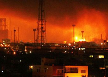 Venezuela: Violenta explosión en la Refinería Amuay