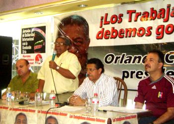 Tras las elecciones las luchas continúan y las acompañaremos para que triunfen", Orlando Chirino