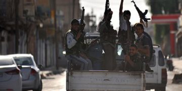 Los milicianos del Ejército Sirio Libre destruyeron 4 aviones del ejército del genocida Al Assad.