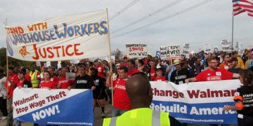 Trabajadores de Walmart amenazan con hacer huelga en el "black friday" el dia de mayor venta de toda la cadena norteamericana.
