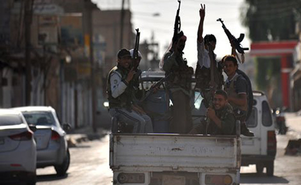 Los milicianos del Ejército Sirio Libre destruyeron 4 aviones del ejército del genocida Al Assad.