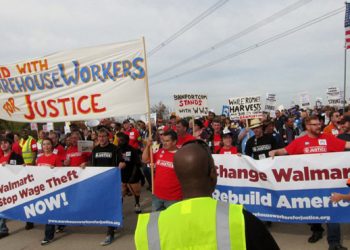 Trabajadores de Walmart amenazan con hacer huelga en el "black friday" el dia de mayor venta de toda la cadena norteamericana.