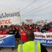 Trabajadores de Walmart amenazan con hacer huelga en el "black friday" el dia de mayor venta de toda la cadena norteamericana.