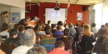 Vista del acto internacionalista organizado por Frente Obrero, de Turquia, que es parte del Comite Coordinador por parte del CEI.