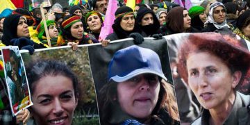 Sakine, Fidan y Leyla, como otros miles, eran luchadoras kurdas contra la opresión que este pueblo está sufriendo desde hace décadas