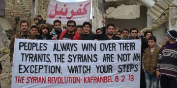 "Los pueblos siempre triunfan sobre sus tiranos... Los Sirios no son la excepción. Anda con cuidado"