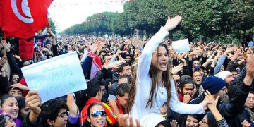 Manifestación en Túnez para exigir justicia por el asesinato de Choukry Belaïd