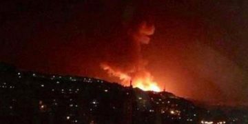 condenamos todas las agresiones de Israel, y afirmamos que el estado sionista es el enemigo del pueblo sirio que no se puede convivir con él, y todas sus intervenciones no van a distorsionar nuestra revolución