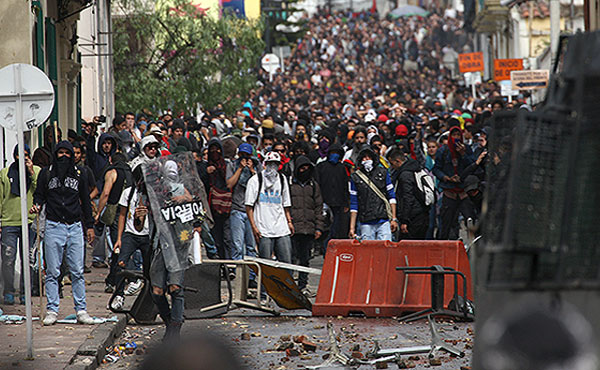 La Unidad Internacional de los Trabajadores-Cuarta Internacional (UIT-CI) y su sección en Colombia, Alternativa Socialista se colocan incondicionalmente del lado de los luchadores sociales, llama a seguir desarrollando el paro agrario nacional