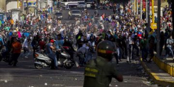 Rechazamos represión del gobierno y acciones de bandas armadas - Tres fallecidos, casi 70 heridos y un número similar de detenidos en Caracas y otras ciudades