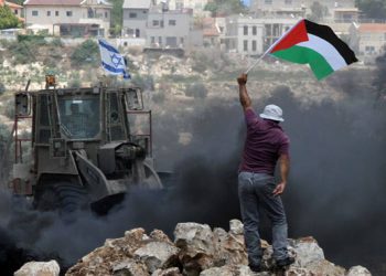 Con el pretexto del asesinato de 3 jóvenes adolescentes israelíes, colonos en Cisjordania, Israel desató nuevamente ataques genocidas contra los palestinos, con bombardeos y destrucción de viviendas en Hebrón y en la Franja de Gaza.