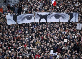 Desde la UIT-CI repudiamos el ataque criminal y alertamos sobre el uso del hecho por los políticos imperialista para lavarse la cara por sus políticas de ajuste y represión