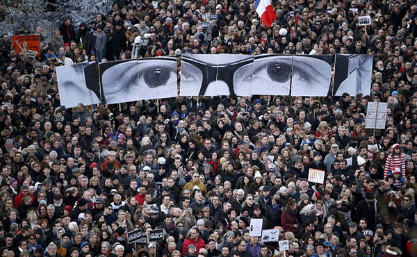 Desde la UIT-CI repudiamos el ataque criminal y alertamos sobre el uso del hecho por los políticos imperialista para lavarse la cara por sus políticas de ajuste y represión