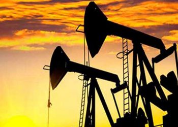 El precio del petróleo se derrumbó desde 107 dólares el barril en junio a menos de 50 a fin de año. Aunque muchos voceros del imperialismo afirman que “tendrá un efecto de reactivación”, en realidad preanuncia nuevos episodios agudos de la crisis económica mundial.