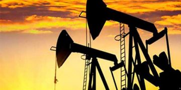 El precio del petróleo se derrumbó desde 107 dólares el barril en junio a menos de 50 a fin de año. Aunque muchos voceros del imperialismo afirman que “tendrá un efecto de reactivación”, en realidad preanuncia nuevos episodios agudos de la crisis económica mundial.