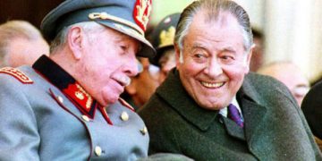 El país de Aylwin y Pinochet sigue vivo