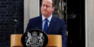 El Primer Ministro conservador, David Cameron, había utilizado la amenaza de este referéndum como un medio de presión sobre las instituciones europeas y los gobiernos de los otros Estados Miembros.