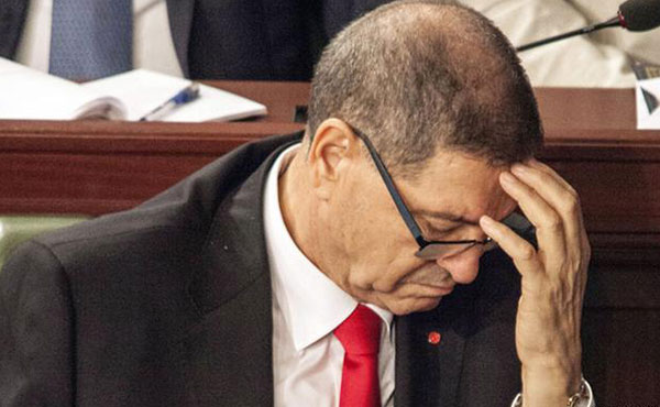 El gobierno del Primer Ministro Habib Essid, al no poder obtener en el parlamento los votos de confianza para mantenerse en el poder, fue depuesto el 30 de julio de 2016.