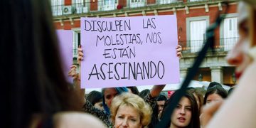Las mujeres del mundo conmemoramos la lucha de las hermanas Mirabal y salimos a pelear contra la violencia patriarcal y capitalista que nos asedia y nos mata en todo el mundo.