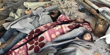 Se ha producido una nueva acción criminal y genocida del dictador Bashar con el apoyo de la aviación rusa de Putin. Un bombardeo con un elemento químico ha acabado con la vida de 72 personas y ha dejado decenas de heridos este martes 4 de abril