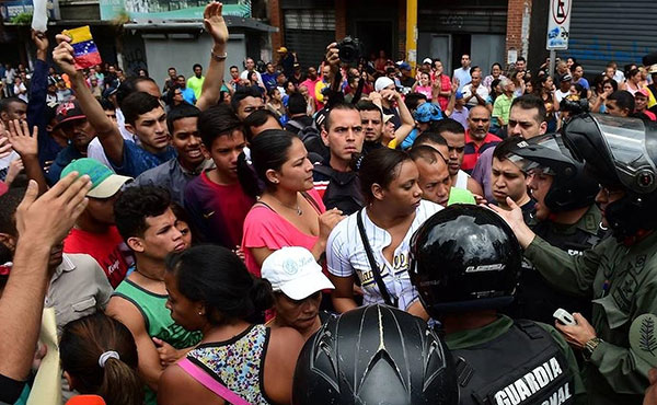 venezuela-fuera-maduro