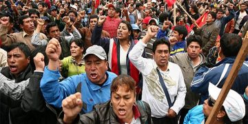 maestros peruanos en lucha