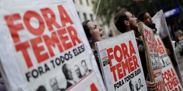 fuera todos en Brasil