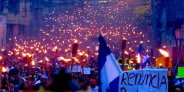 Honduras se moviliza contra el fraude