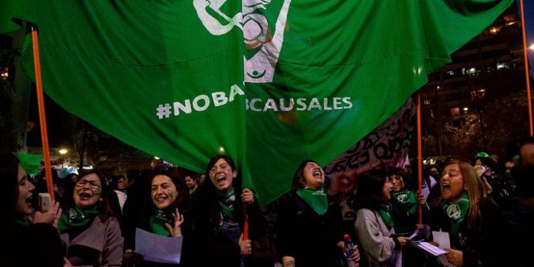 Movilizacion en Santiago de Chile 25 de julio por el derecho al aborto