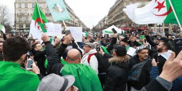 20190409-Argelia---rebelion-en-las-calles 2 mini