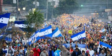 photo5028567252714235843