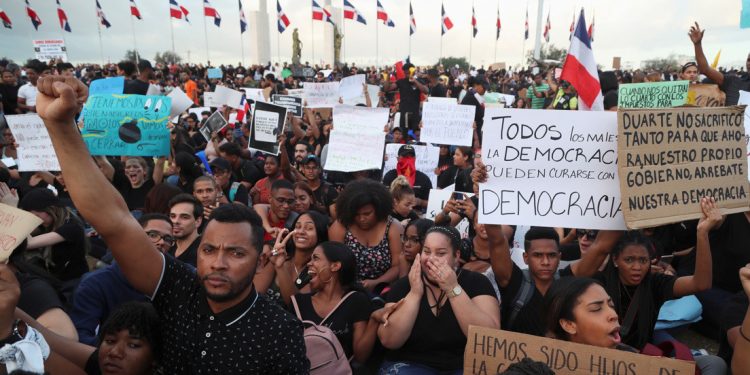 5e4e7b48e9ff717e2434edcd