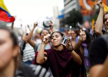 w1240-p16x9-Protestas-en-Colombia-cacerola-analisis-Reuters