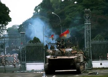 north vietnamese tank saigon