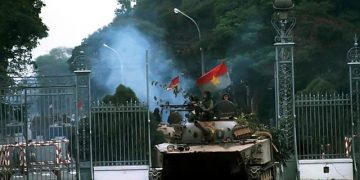 north vietnamese tank saigon
